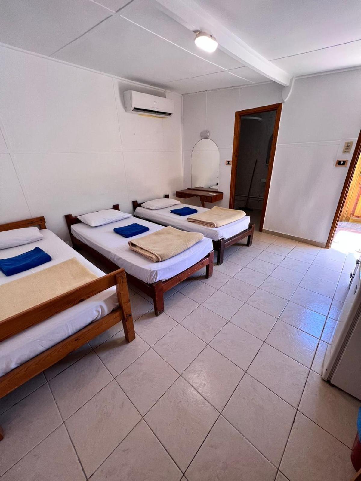 Dolphin Camp Hotel Dahab Ngoại thất bức ảnh